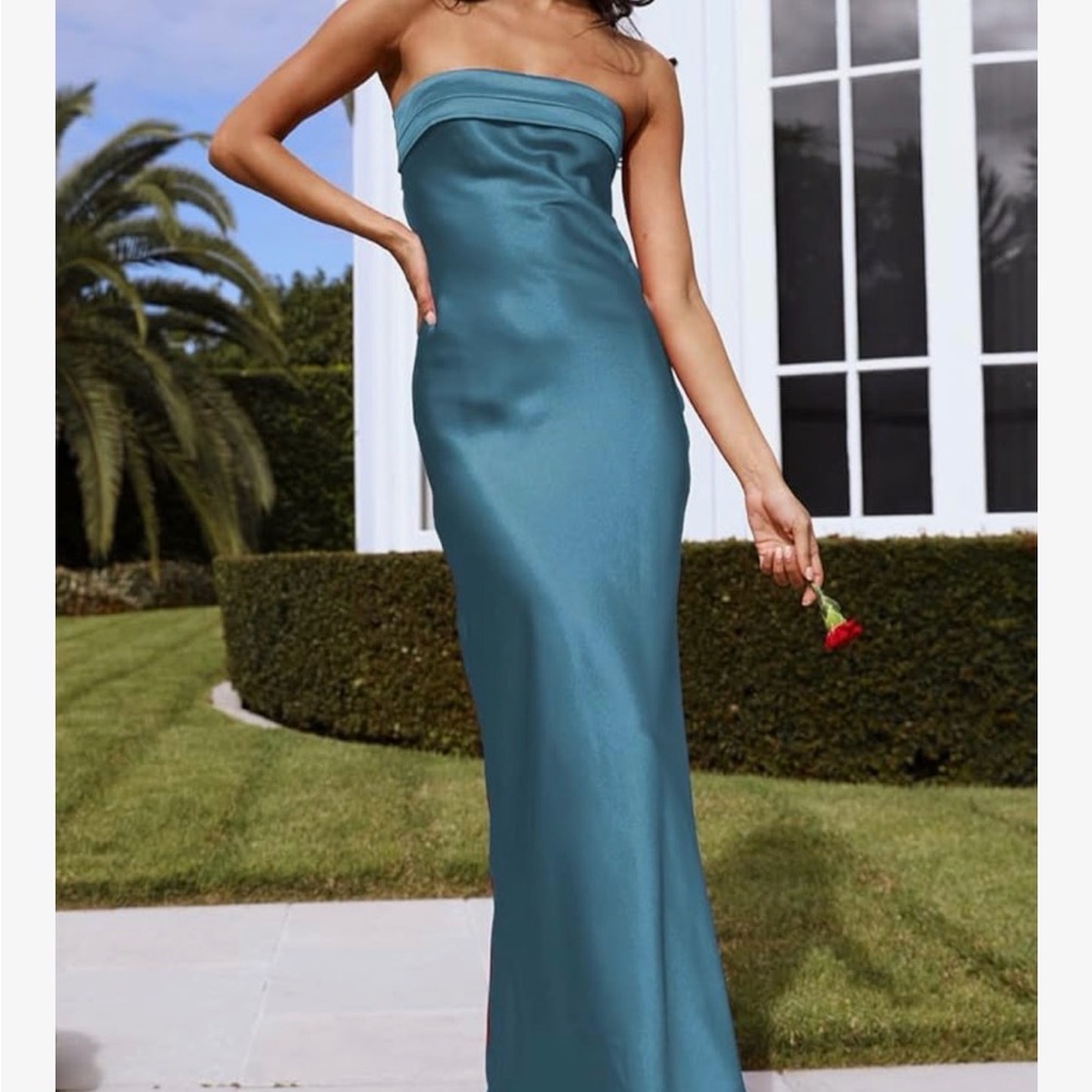 Amazon Strapless Blue Dress